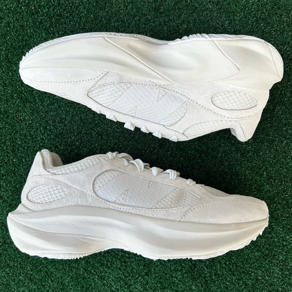 NWT New Balance WPRD Runner Sneaker White 10 - Picture 3 of 13